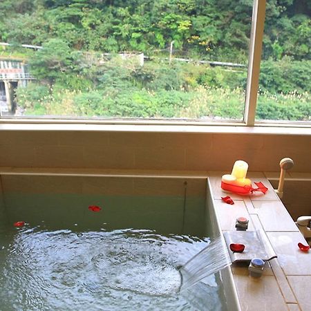 דירות וולאי Yufuin Hot Spring מראה חיצוני תמונה