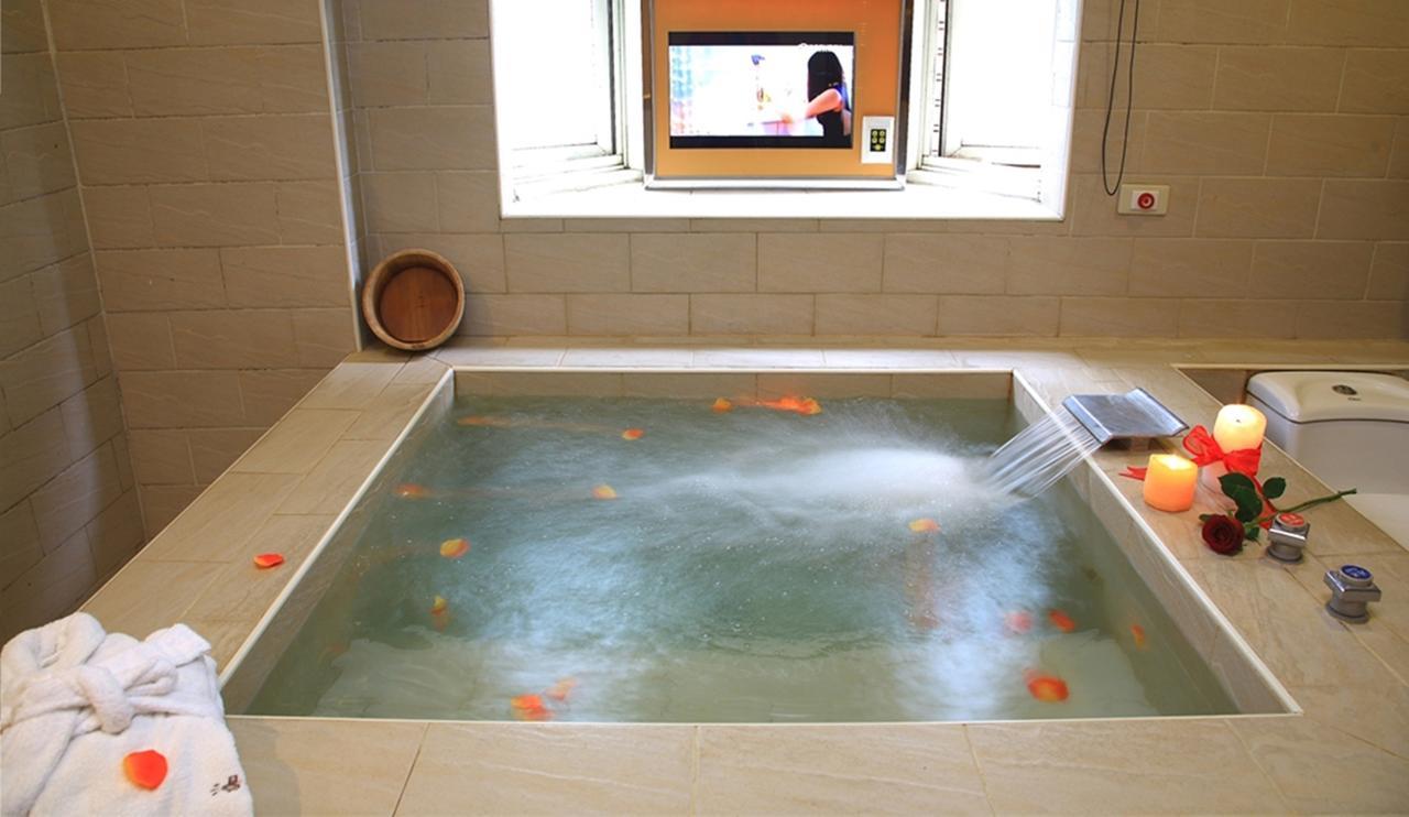 דירות וולאי Yufuin Hot Spring מראה חיצוני תמונה